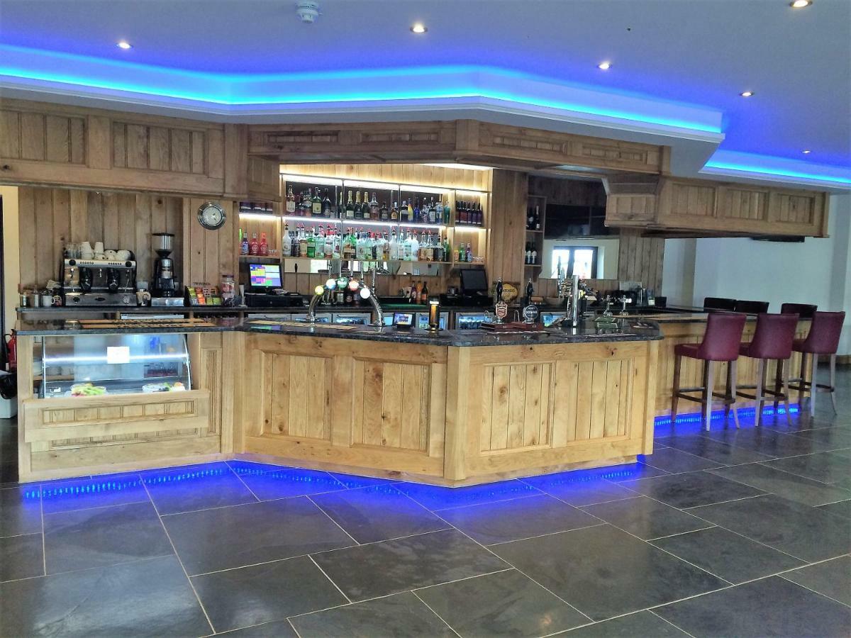 Riverside Park & Country Club South Molton Extérieur photo